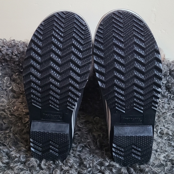 SOLD Bishop Cold Weather Fashion Boots in Birch - Picture 9 of 10